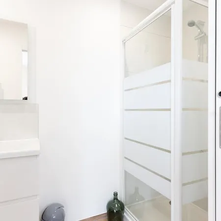 Appartamento Le Noyer - 11 Couchages - Moderne - Parking *