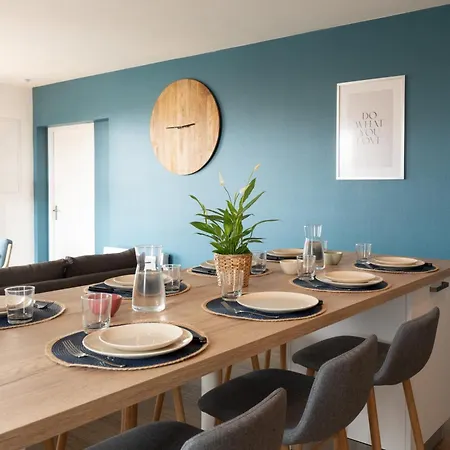 Le Noyer - 11 Couchages - Moderne - Parking Montaigu-Vendee